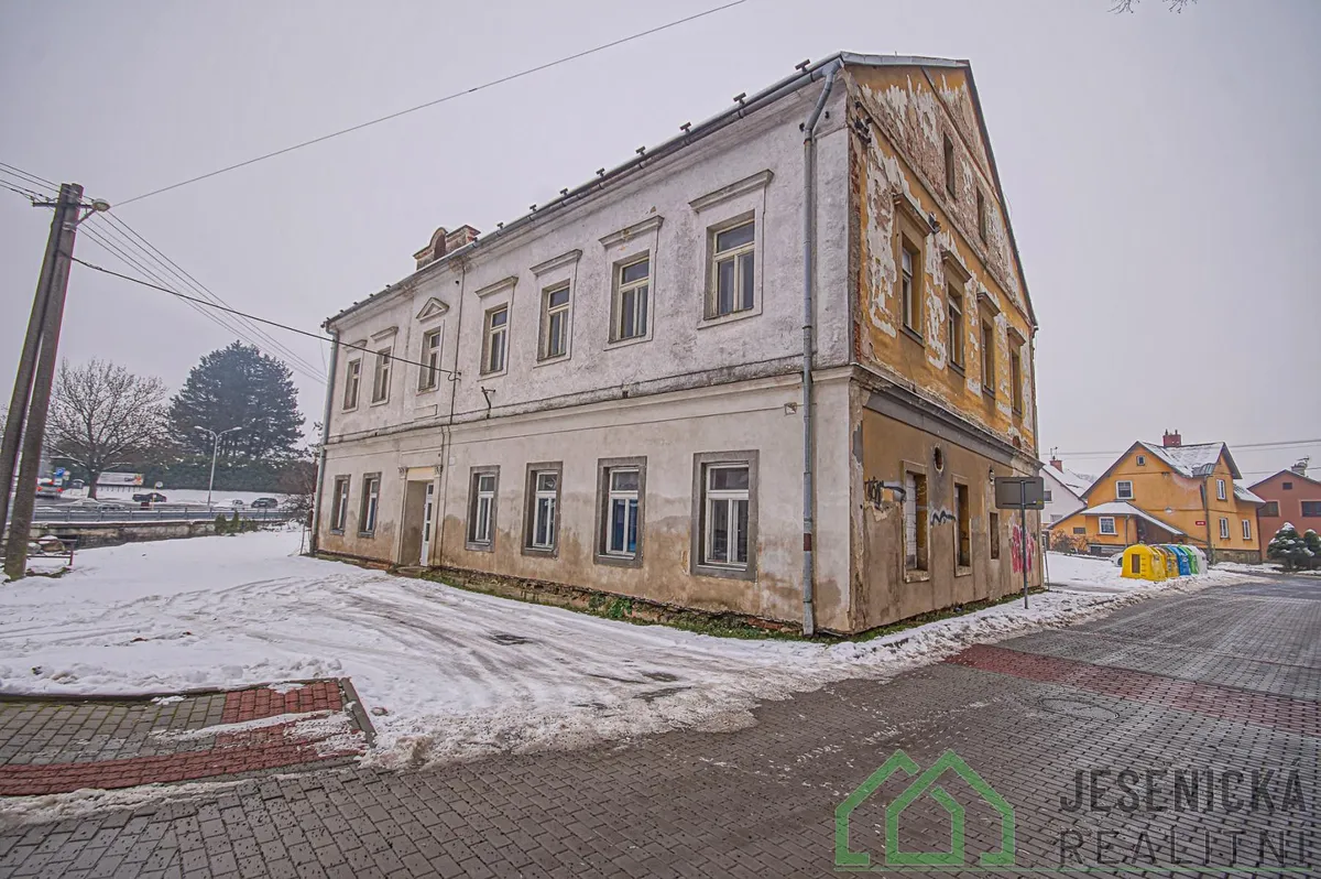 Prodej skladového prostoru 240 m²